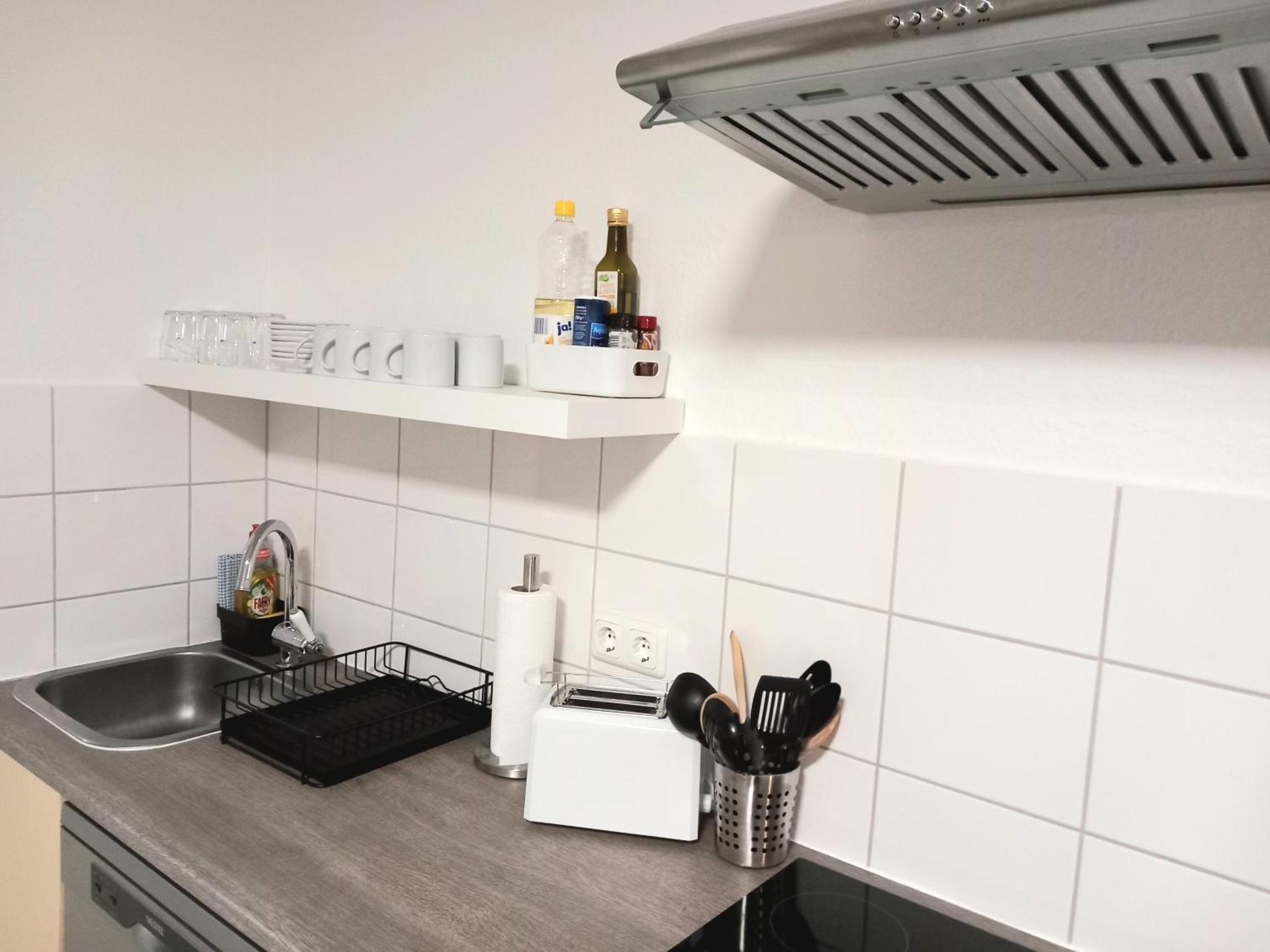 City Apartment Duisburg 2#Netflix &Wlan &Kingsize Bett & Kaffee Maschine & Central & 500M Innenhafen & 2 Min U Bahn 外观 照片
