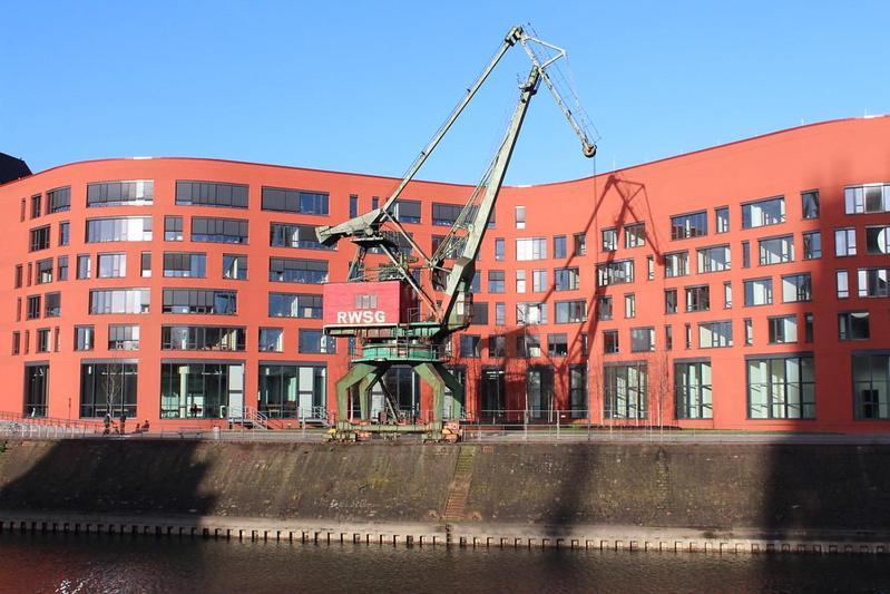 City Apartment Duisburg 2#Netflix &Wlan &Kingsize Bett & Kaffee Maschine & Central & 500M Innenhafen & 2 Min U Bahn 外观 照片